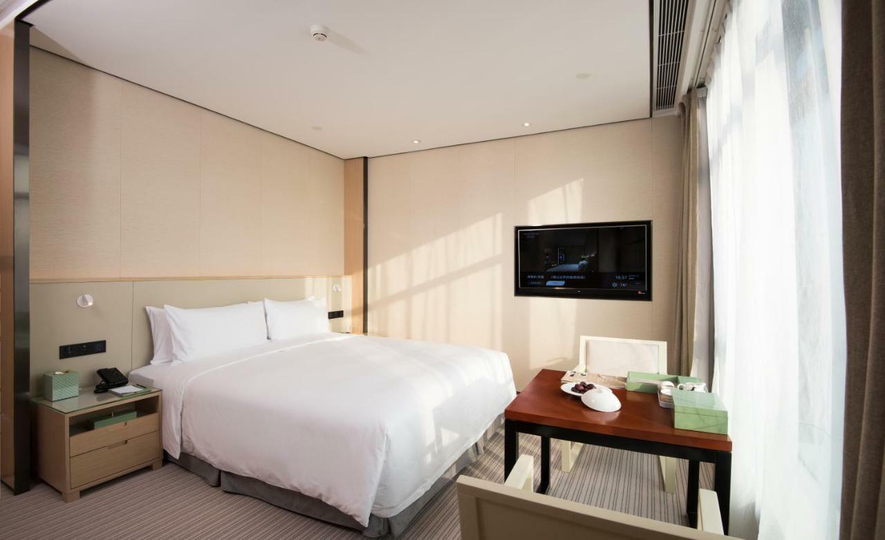 Virtuous World Hotel Фошань Екстер'єр фото