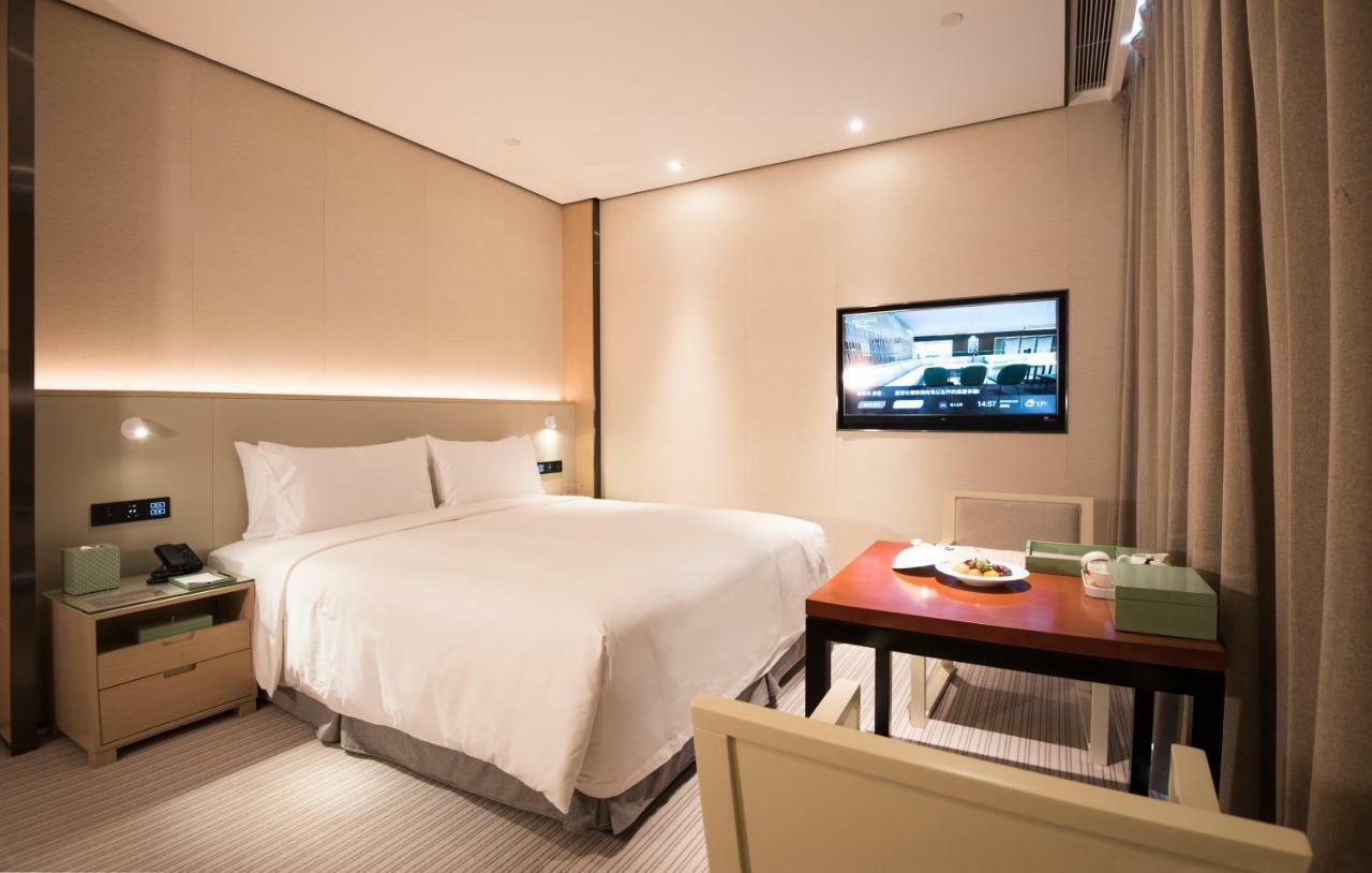 Virtuous World Hotel Фошань Екстер'єр фото