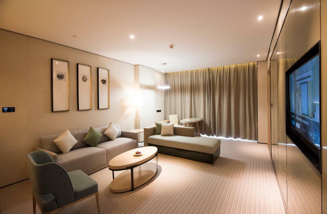 Virtuous World Hotel Фошань Екстер'єр фото