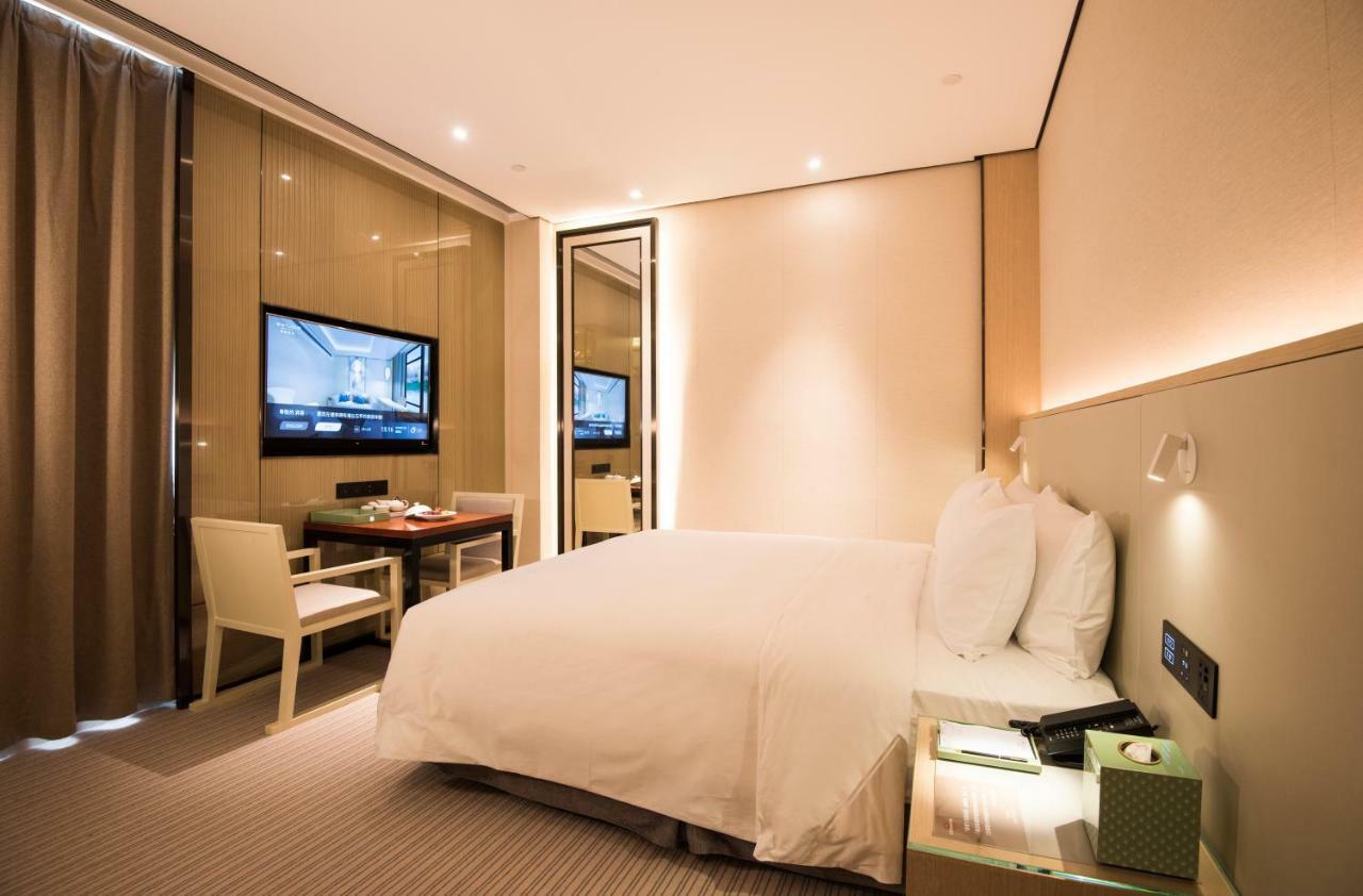 Virtuous World Hotel Фошань Екстер'єр фото