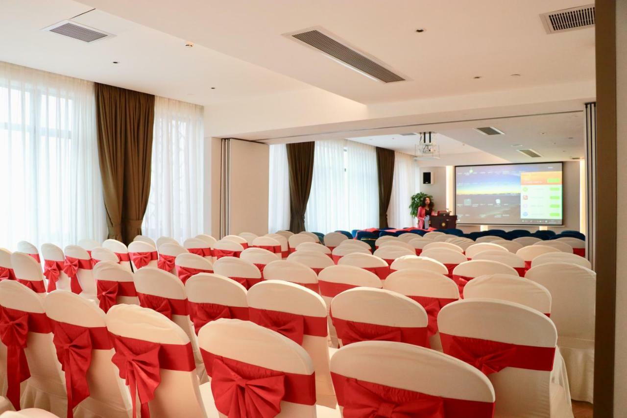 Virtuous World Hotel Фошань Екстер'єр фото