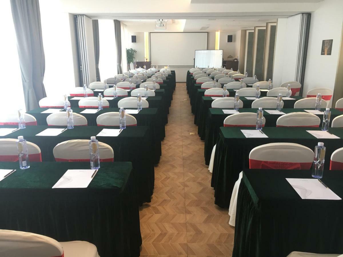 Virtuous World Hotel Фошань Екстер'єр фото